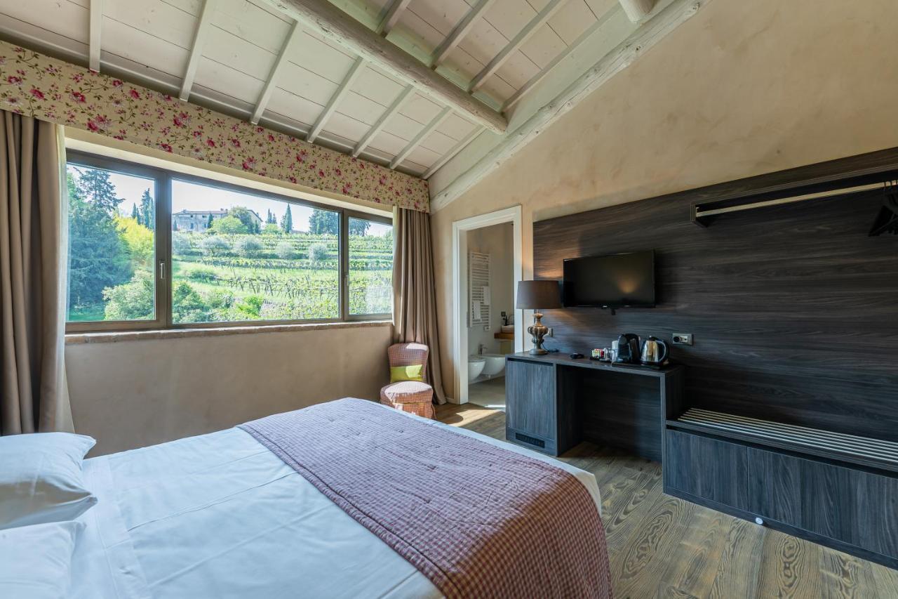 Relais Le Coste Hotell Lavagno Eksteriør bilde